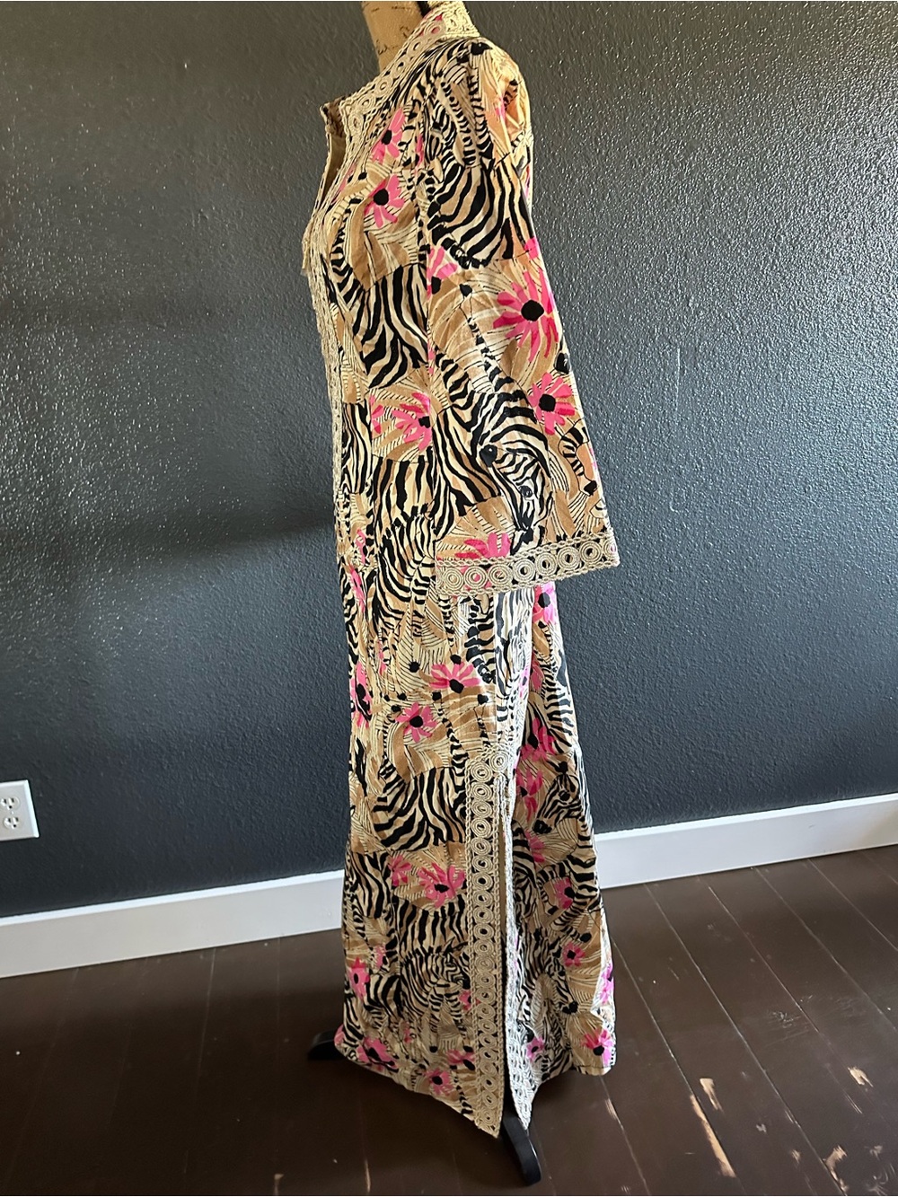 Lilly Pulitzer Shealyn Resort Caftan Maxi – El Morocco Rutabaga (NWT, RARE) - Picture 7 of 12